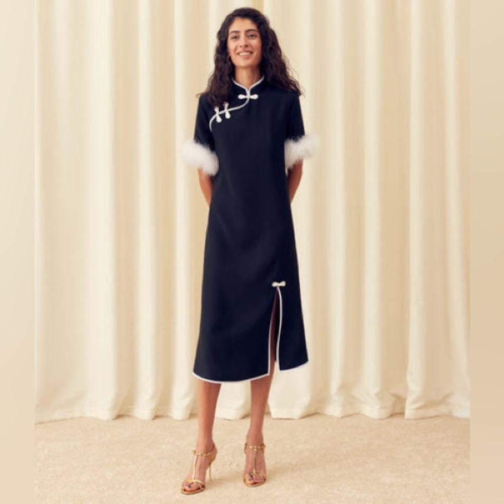 SLEEPER - Dragon Dress with Detachable Feathers in Black